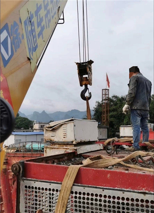 余杭区大件吊装搬运设备常用的施工手势信号解答